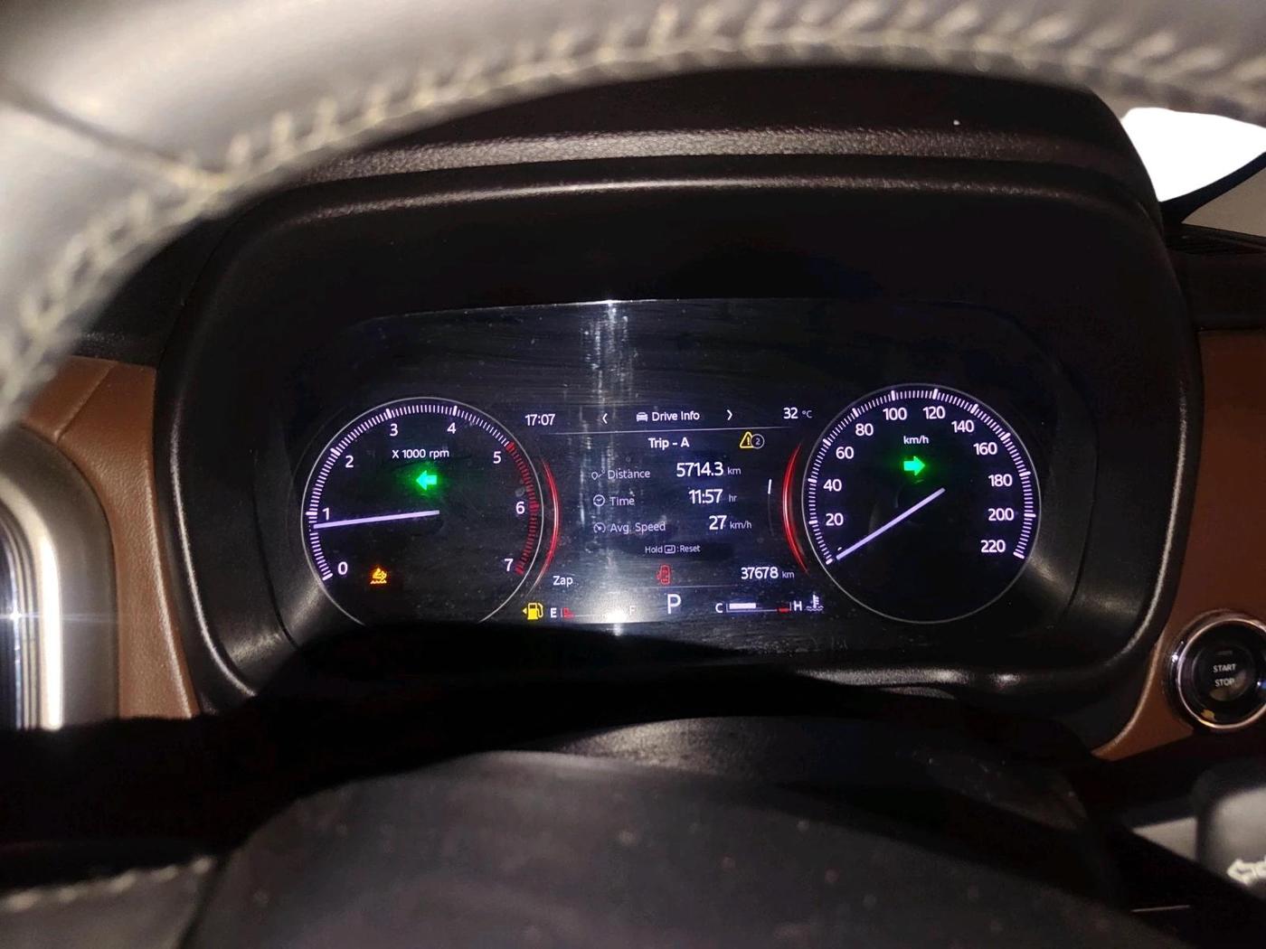 2023 Mahindra SCORPIO-N Z8 L DIESEL AT 2WD 7 STR, Diesel, Automatic, 37,678 km, interior