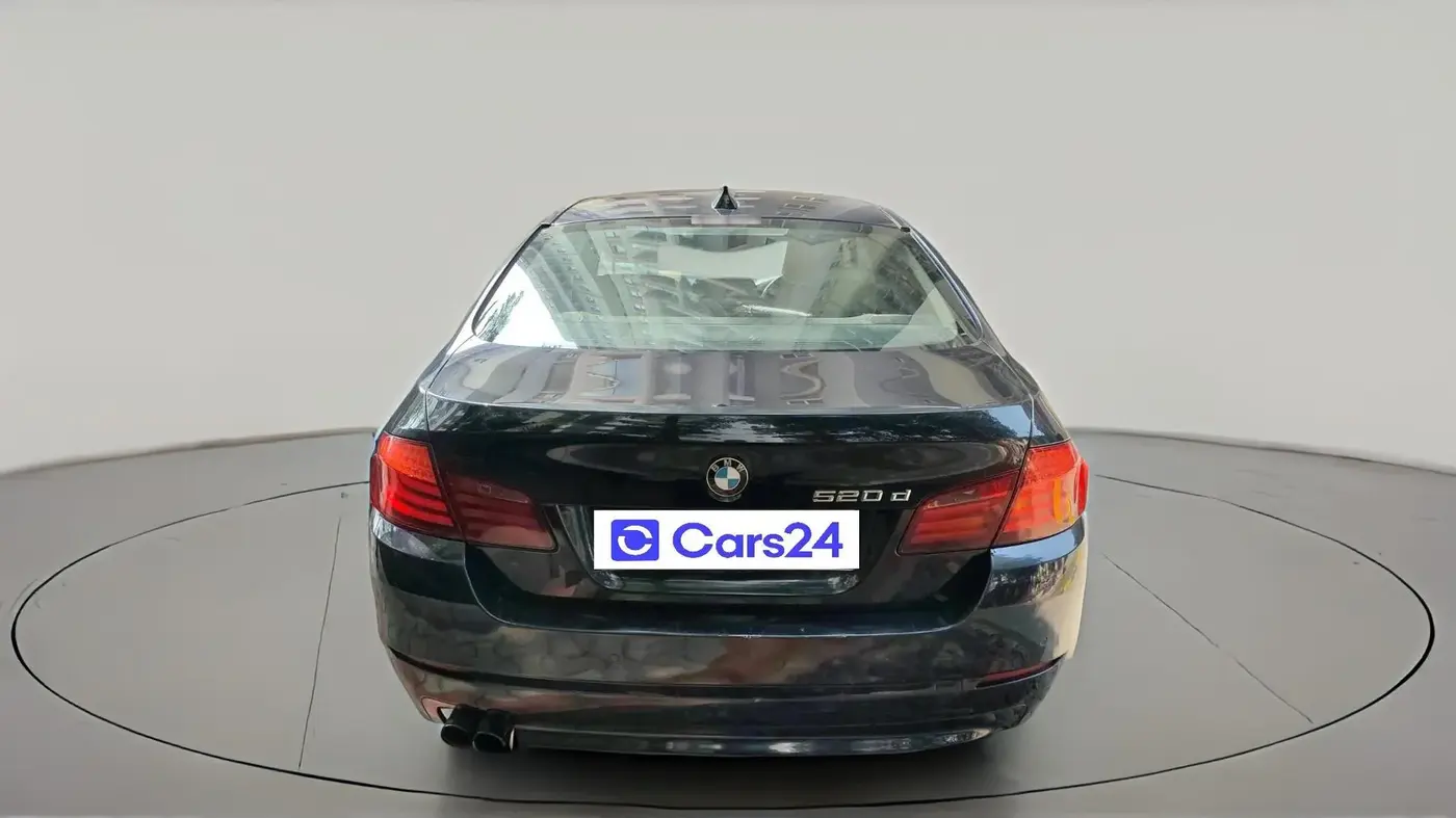 2011 BMW 5 Series 520D 2.0, Diesel, Automatic, 1,29,128 km, exterior