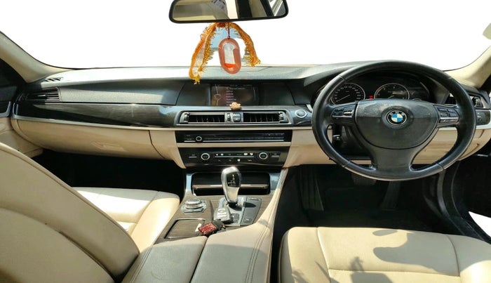 2011 BMW 5 Series 520D 2.0, Diesel, Automatic, 1,29,128 km, interior