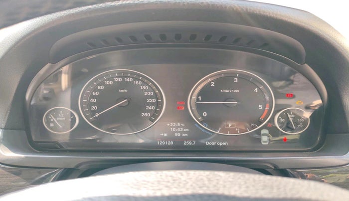 2011 BMW 5 Series 520D 2.0, Diesel, Automatic, 1,29,128 km, interior