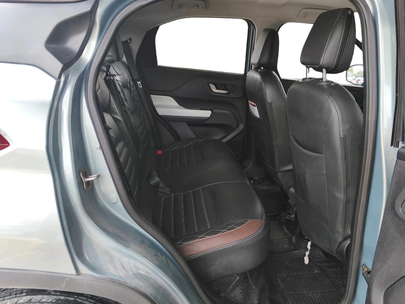 2022 Tata PUNCH CREATIVE  MT, Petrol, Manual, 48,929 km, interior