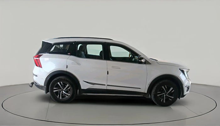 2023 Mahindra XUV700 AX 5 D AT 7 STR, Diesel, Automatic, 81,255 km, exterior