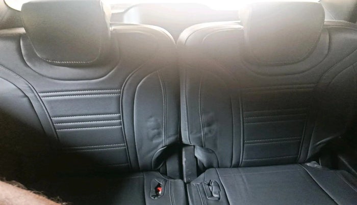 2023 Mahindra XUV700 AX 5 D AT 7 STR, Diesel, Automatic, 81,255 km, interior