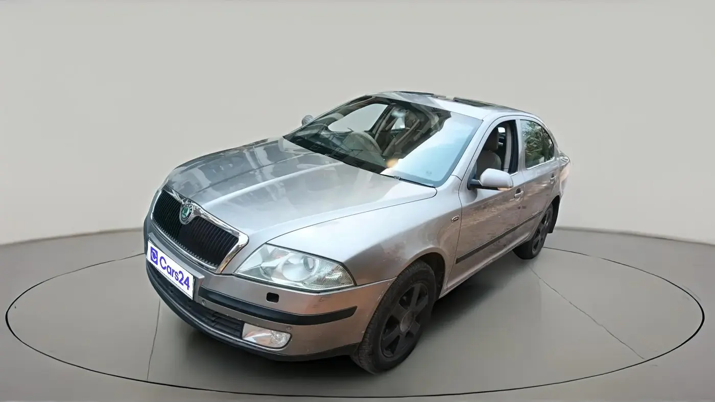 2007 Skoda Laura L&K 1.9 PD AT, Diesel, Automatic, 1,56,953 km, exterior