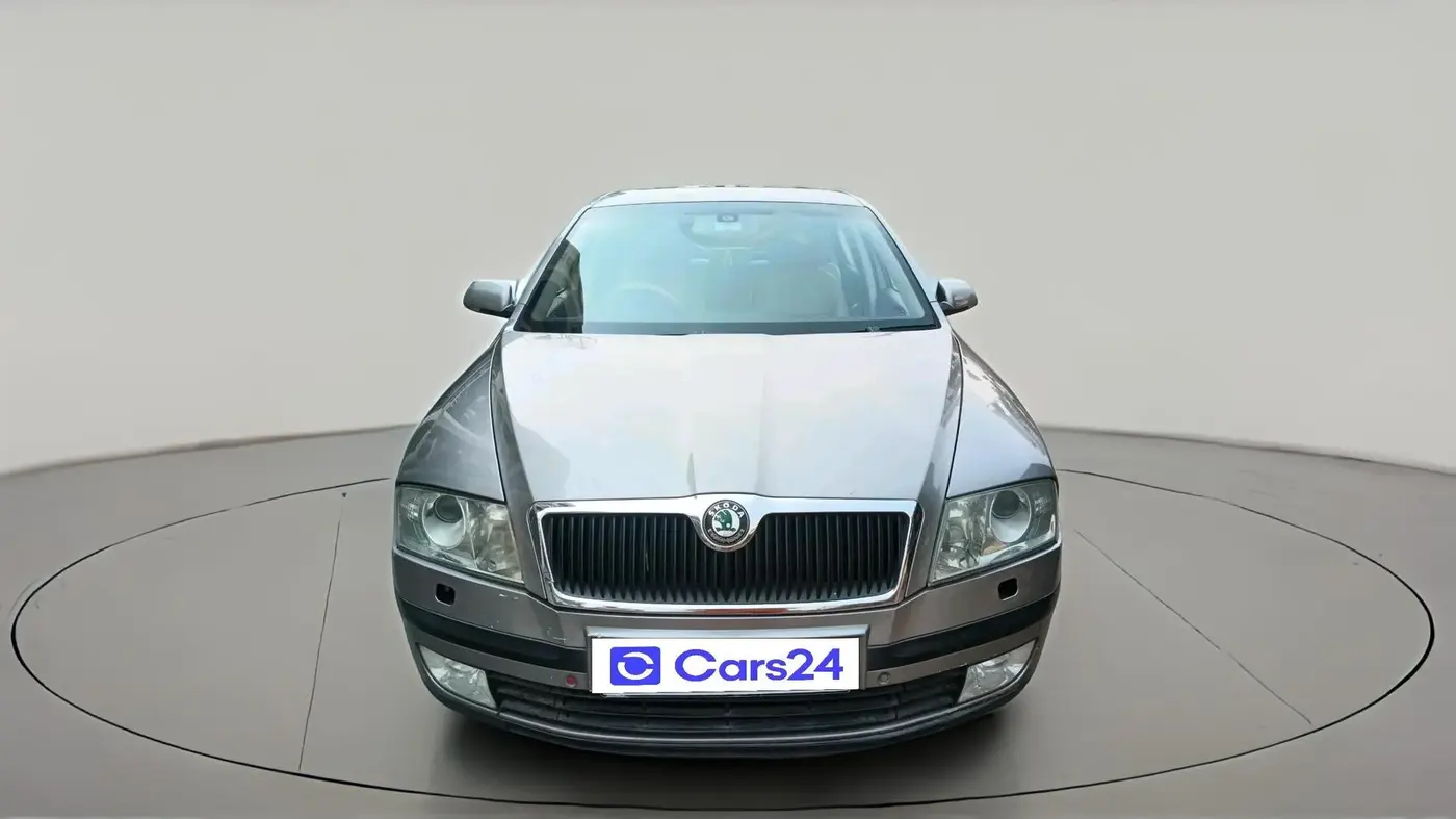 2007 Skoda Laura L&K 1.9 PD AT, Diesel, Automatic, 1,56,953 km, exterior