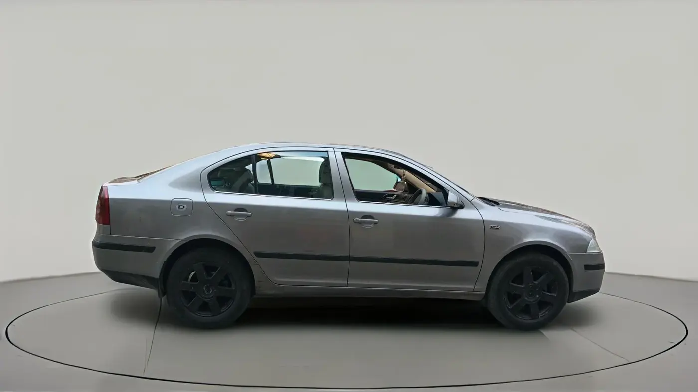 2007 Skoda Laura L&K 1.9 PD AT, Diesel, Automatic, 1,56,953 km, exterior