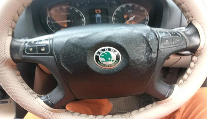 2007 Skoda Laura L&K 1.9 PD AT, Diesel, Automatic, 1,56,953 km, interior