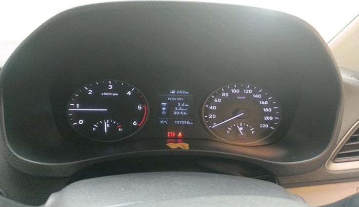2018 Hyundai Verna 1.6 SX (O) CRDI MT, Diesel, Manual, 1,07,098 km, interior
