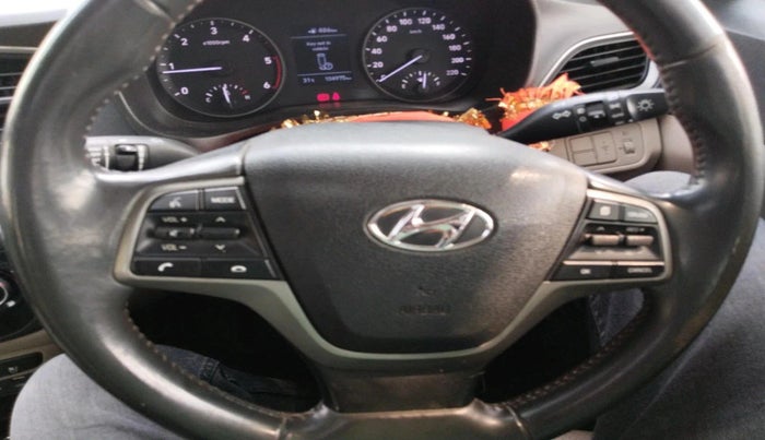 2018 Hyundai Verna 1.6 SX (O) CRDI MT, Diesel, Manual, 1,07,098 km, interior