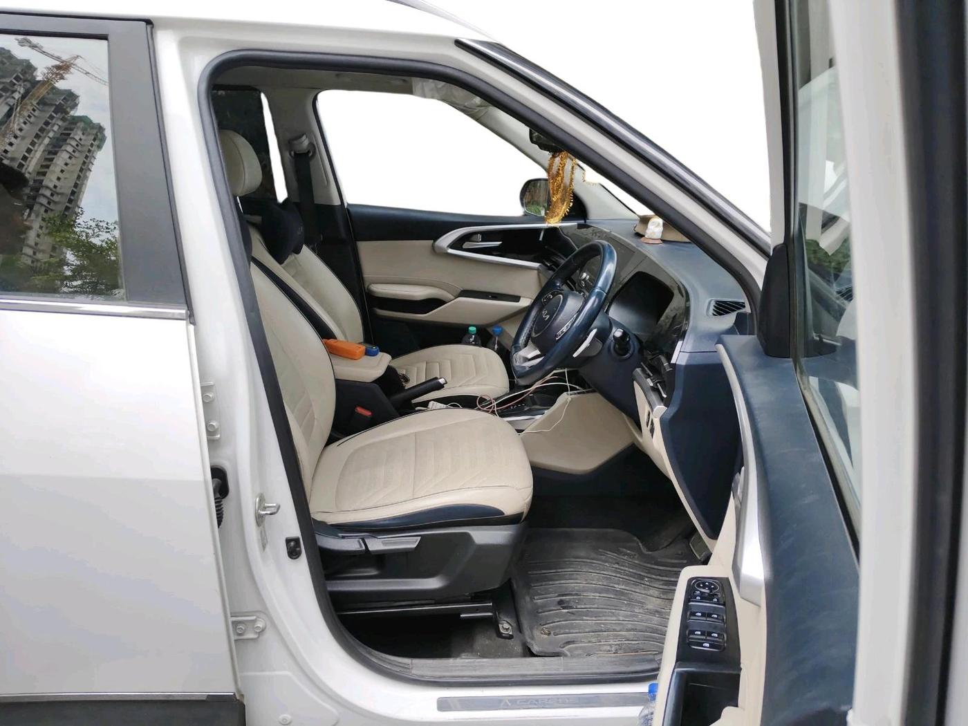 2022 KIA CARENS LUXURY PLUS 1.5 DIESEL AT 6 STR, Diesel, Automatic, 1,01,991 km, interior