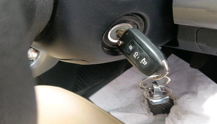 2021 Tata NEXON XM SUNROOF DIESEL, Diesel, Manual, 95,070 km, interior