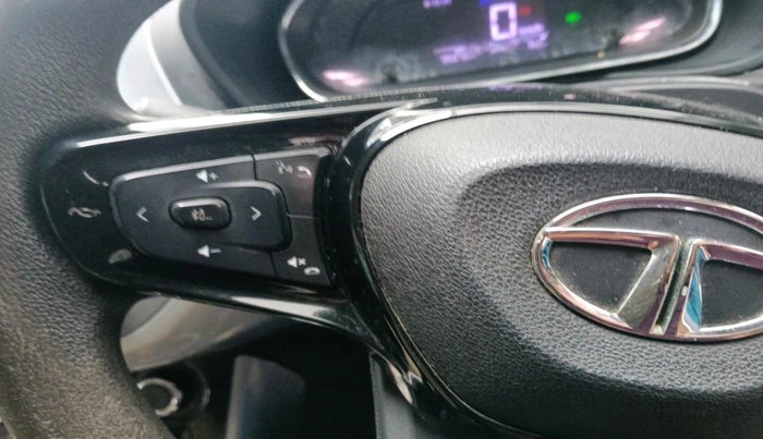 2021 Tata NEXON XM SUNROOF DIESEL, Diesel, Manual, 95,070 km, interior