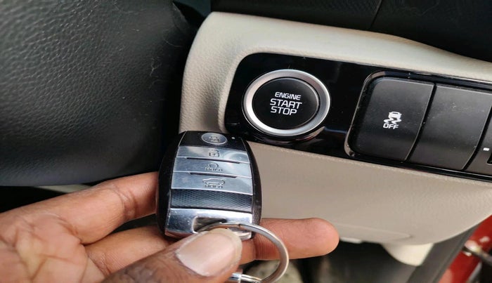 2021 KIA SONET HTX 1.0 IMT, Petrol, Manual, 37,732 km, interior