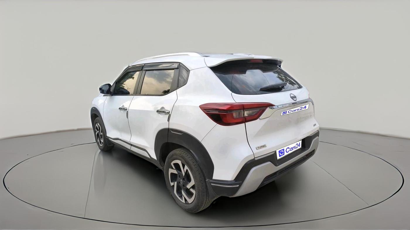 2022 Nissan MAGNITE XV TURBO CVT, Petrol, Automatic, 52,696 km, exterior