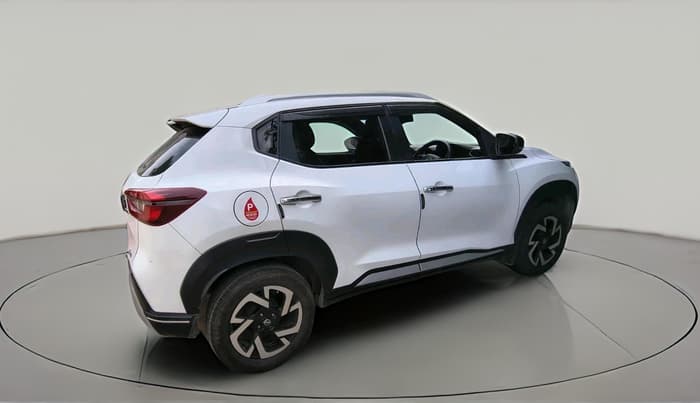 2022 Nissan MAGNITE XV TURBO CVT, Petrol, Automatic, 52,696 km, exterior