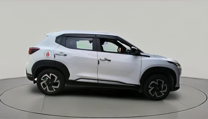 2022 Nissan MAGNITE XV TURBO CVT, Petrol, Automatic, 52,696 km, exterior