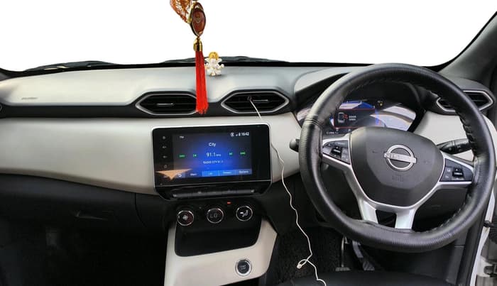 2022 Nissan MAGNITE XV TURBO CVT, Petrol, Automatic, 52,696 km, interior