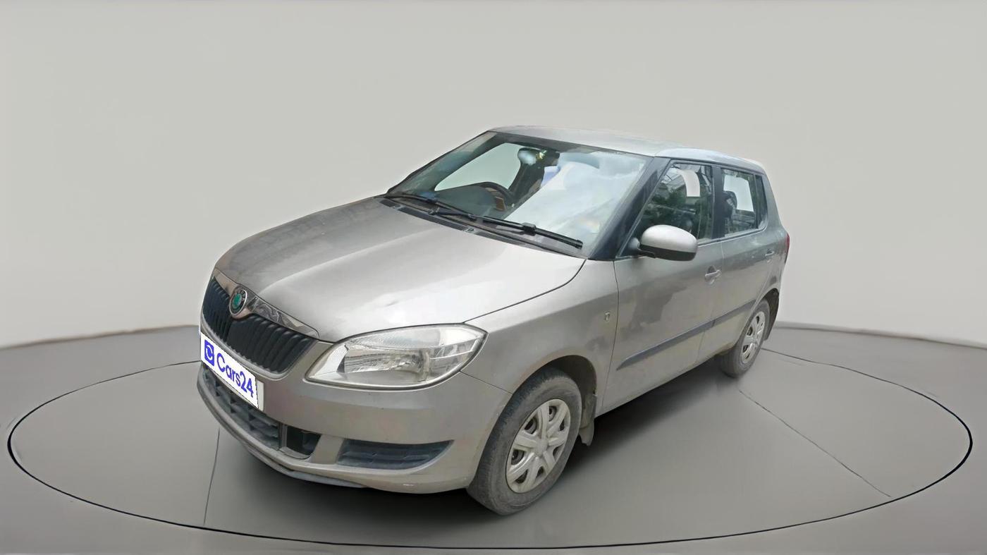 2011 Skoda Fabia AMBITION 1.2 MPI, Petrol, Manual, 61,749 km, exterior