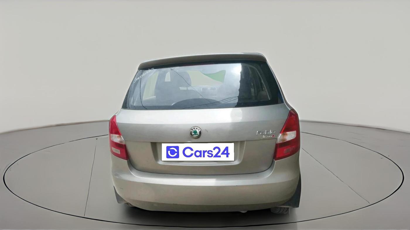 2011 Skoda Fabia AMBITION 1.2 MPI, Petrol, Manual, 61,749 km, exterior