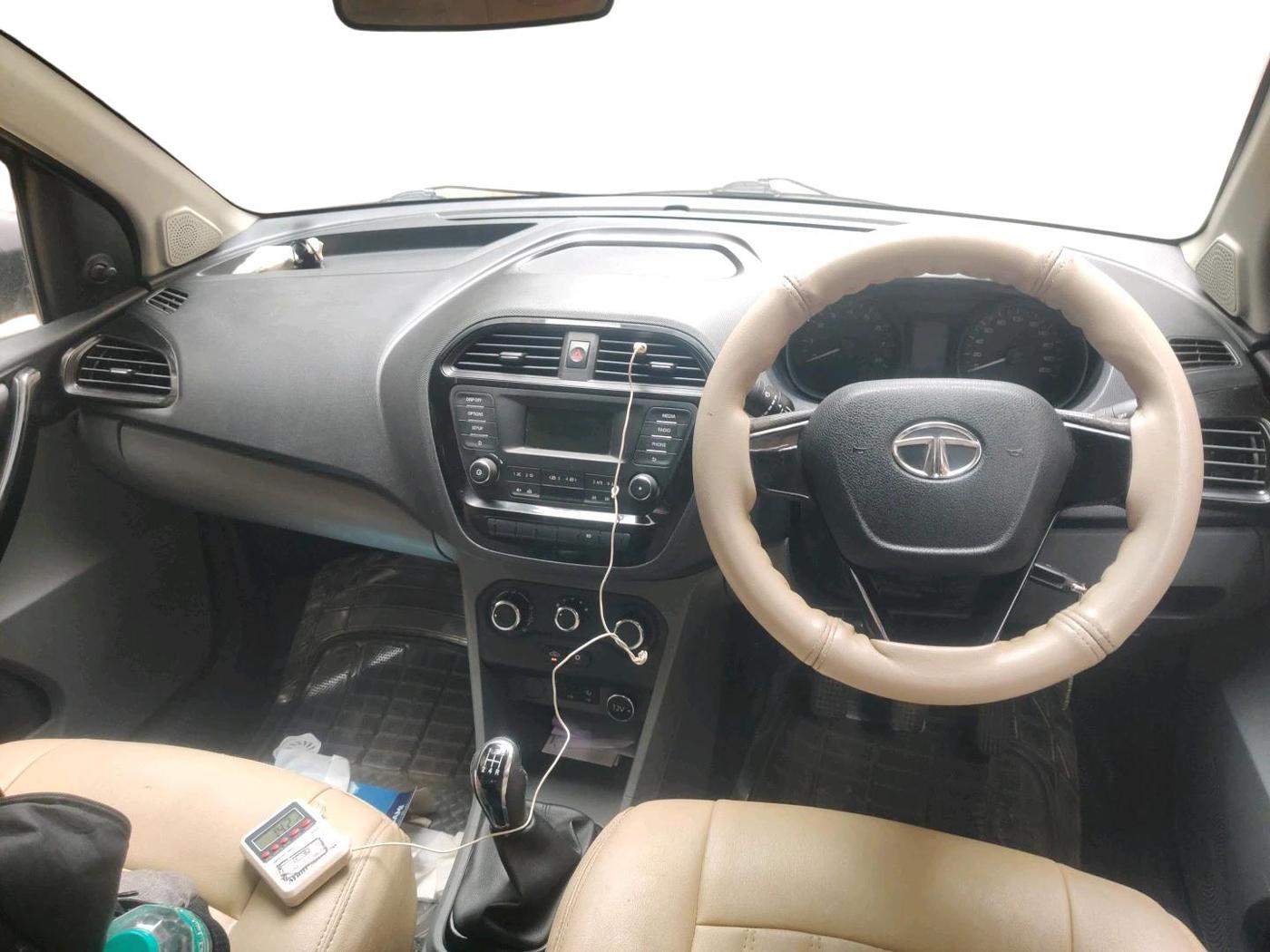 2017 Tata TIGOR XM PETROL, Petrol, Manual, 69,804 km, interior