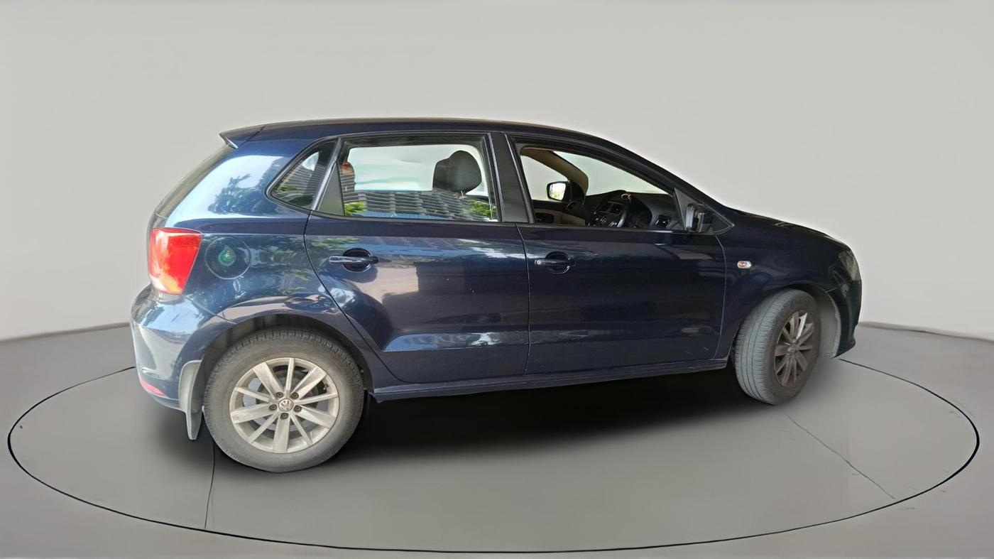 2014 Volkswagen Polo HIGHLINE1.2L, Petrol, Manual, 1,06,334 km, exterior