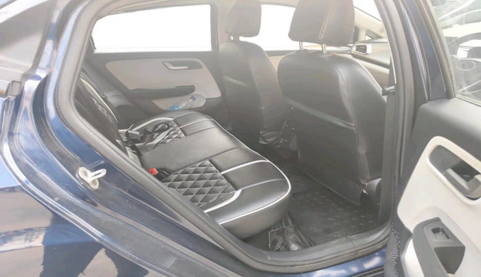 2024 Tata ALTROZ XZ + SUNROOF, Petrol, Manual, 6,108 km, interior