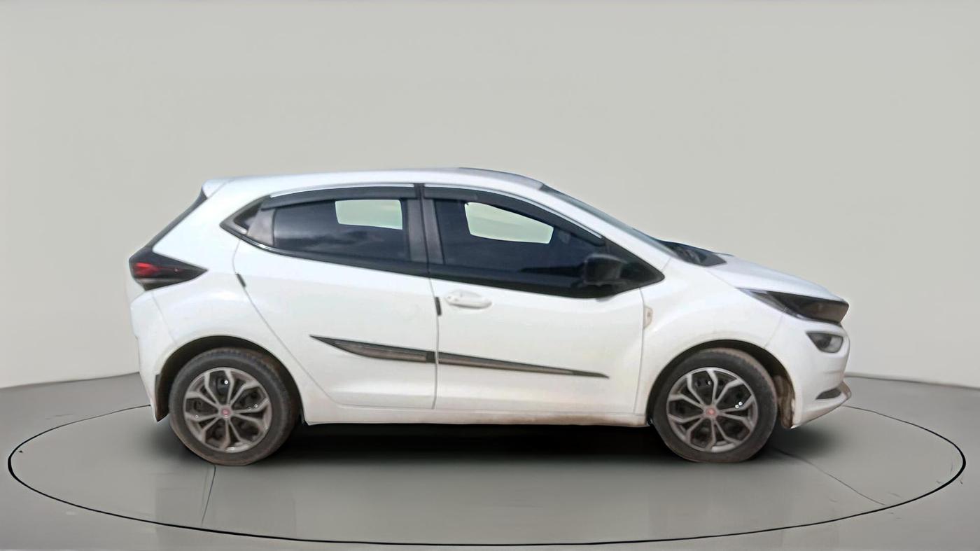 2020 Tata ALTROZ XT PETROL, Petrol, Manual, 60,301 km, exterior
