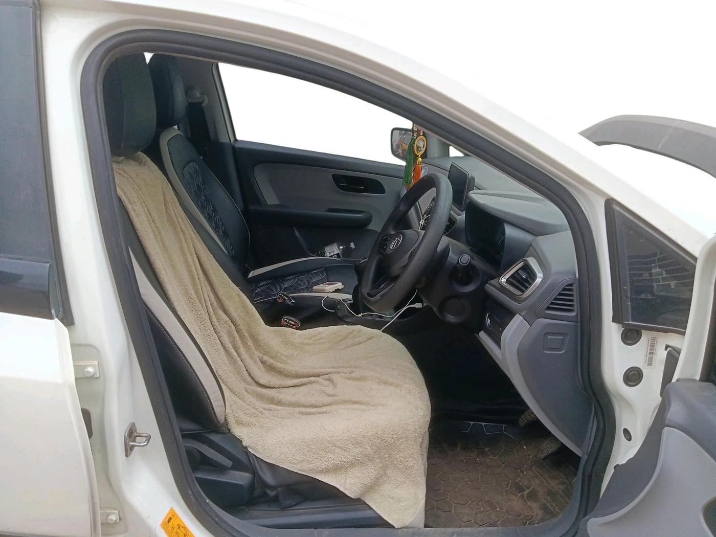 2020 Tata ALTROZ XT PETROL, Petrol, Manual, 60,301 km, interior