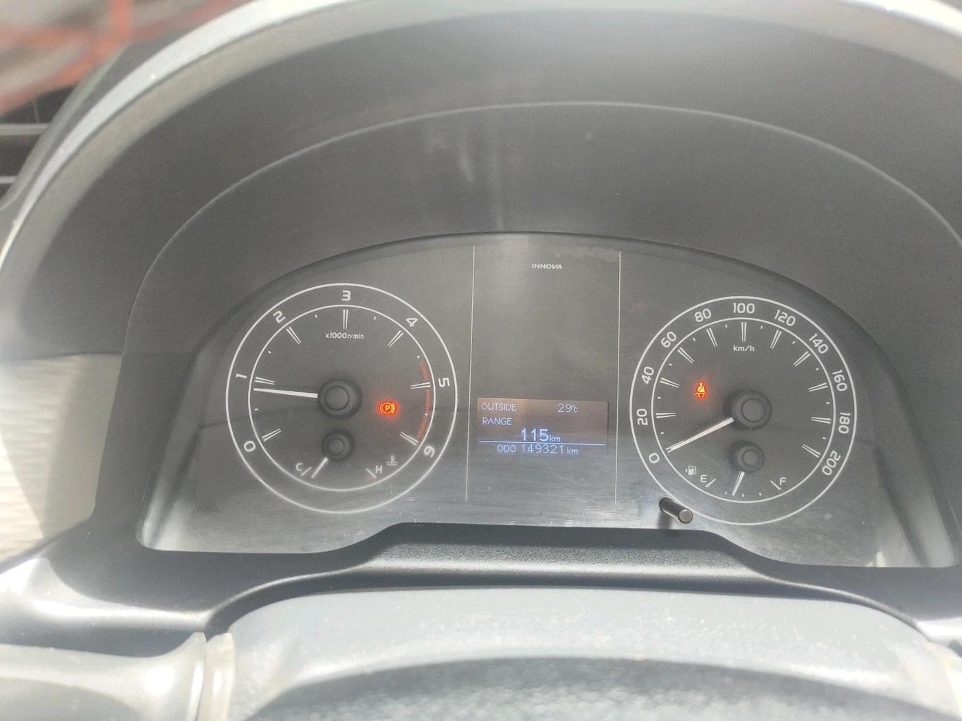 2022 Toyota Innova Crysta 2.4 G 7 STR, Diesel, Manual, 1,49,321 km, interior
