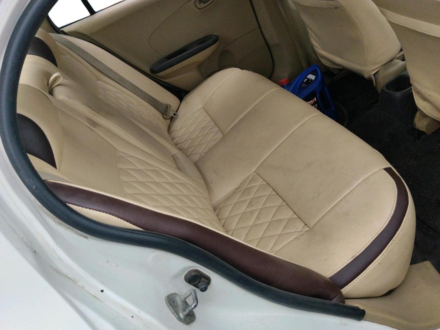 2013 Honda Amaze 1.5L I-DTEC S, Diesel, Manual, 64,635 km, interior