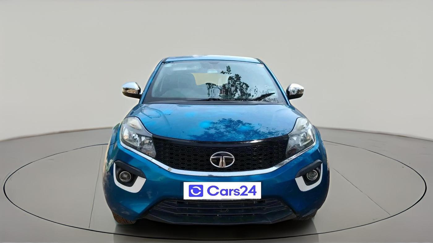 2018 Tata NEXON XM PETROL, Petrol, Manual, 84,415 km, exterior