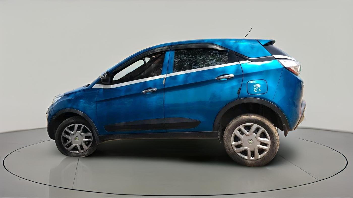 2018 Tata NEXON XM PETROL, Petrol, Manual, 84,415 km, exterior