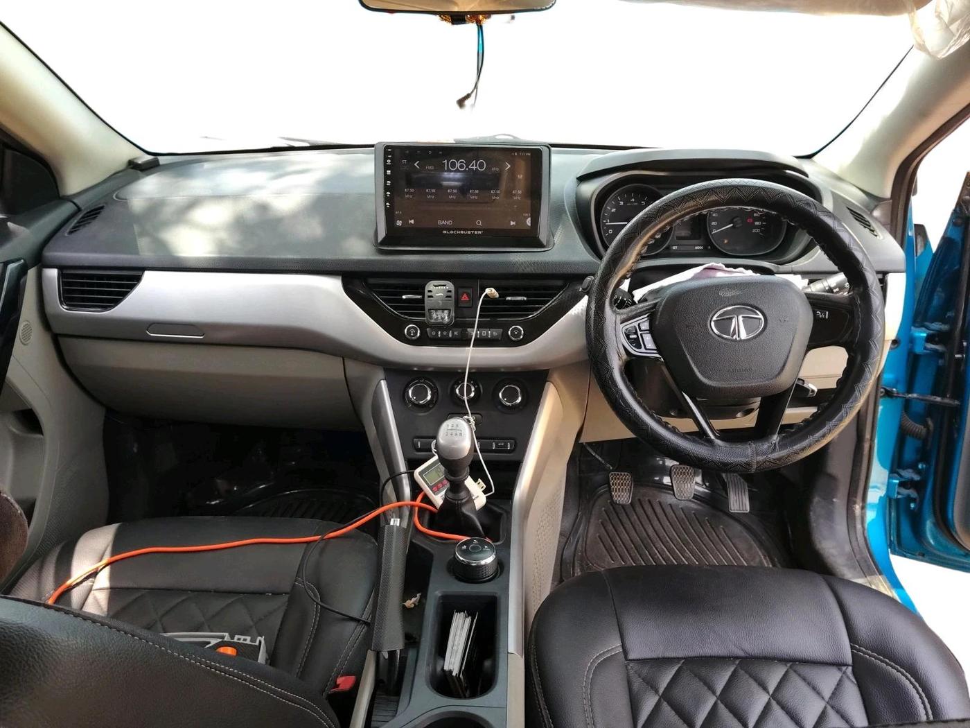 2018 Tata NEXON XM PETROL, Petrol, Manual, 84,415 km, interior