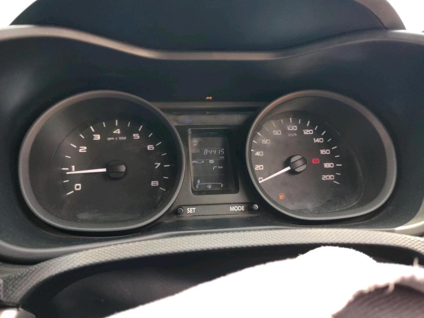 2018 Tata NEXON XM PETROL, Petrol, Manual, 84,415 km, interior