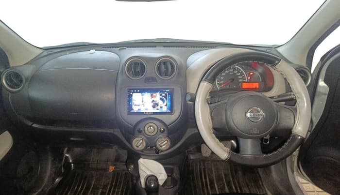 2016 Nissan Micra Active XV SAFETY PACK, Petrol, Manual, 1,08,948 km, interior