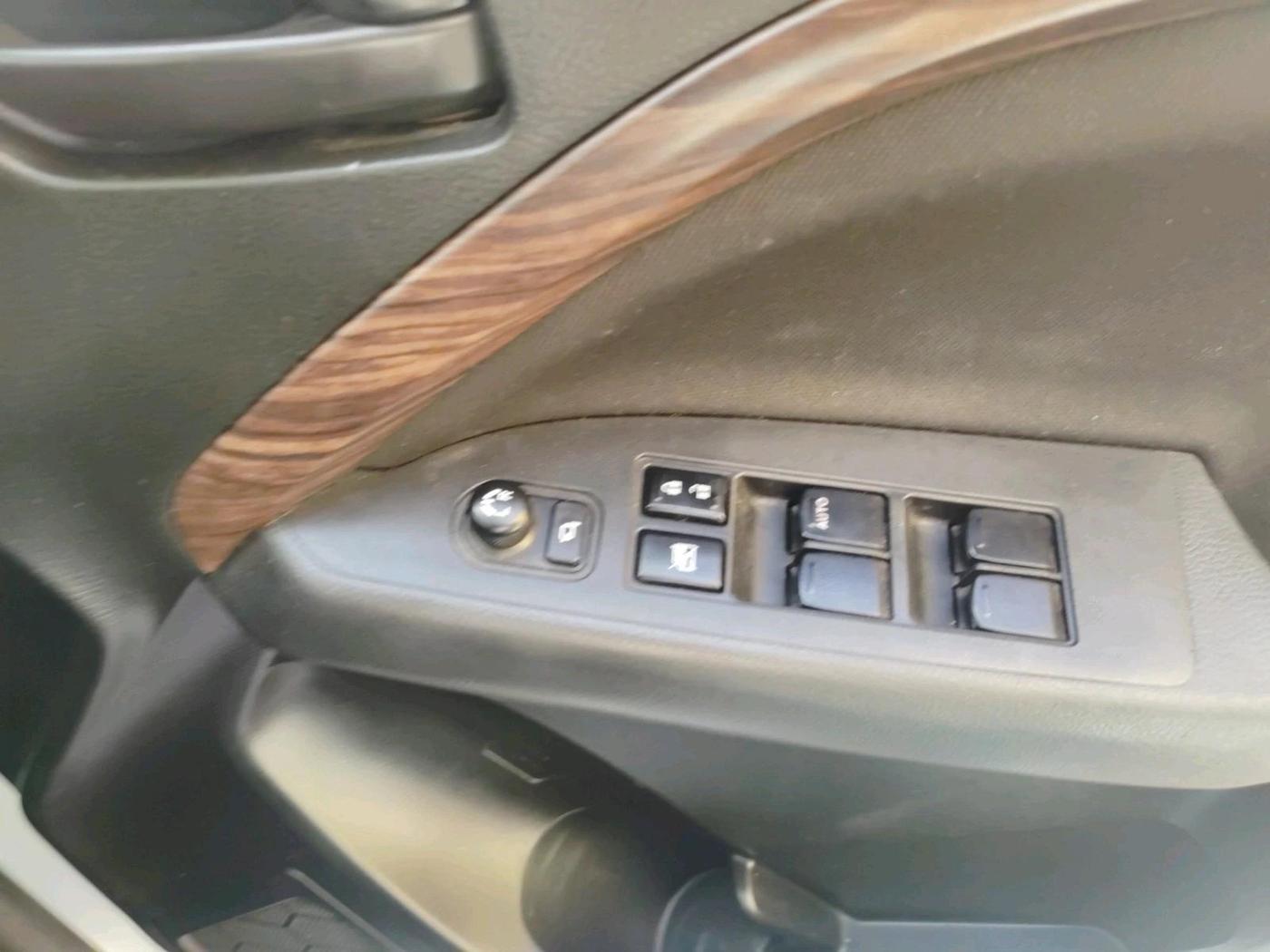 2023 Maruti BREZZA VXI SMART HYBRID, Petrol, Manual, 86,758 km, interior