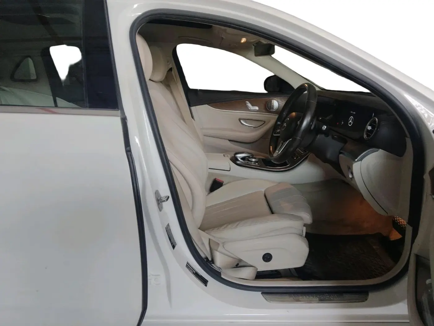 2020 Mercedes Benz E Class E 220 D, Diesel, Automatic, 89,620 km, interior