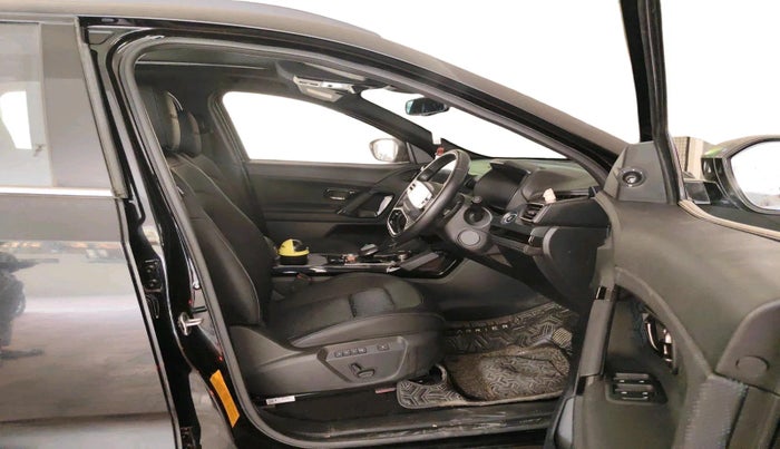 2024 Tata Harrier FEARLESS PLUS DARK EDITION AT, Diesel, Automatic, 31,280 km, interior