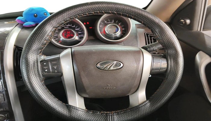 2013 Mahindra XUV500 W8, Diesel, Manual, 88,270 km, interior