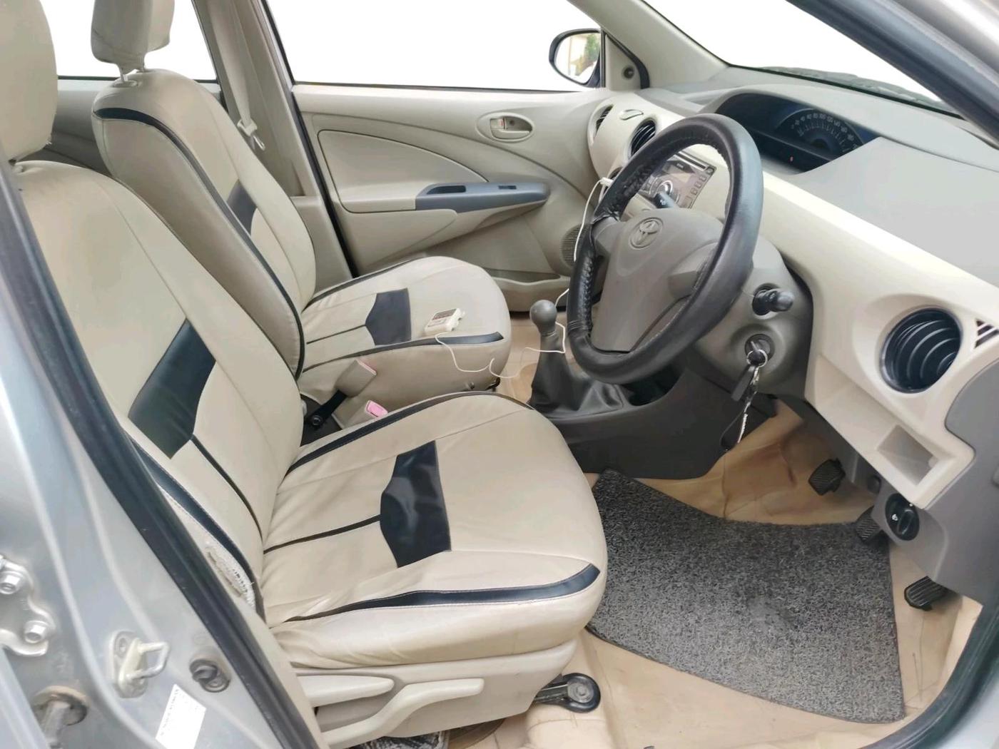 2014 Toyota Etios G, Petrol, Manual, 73,504 km, interior