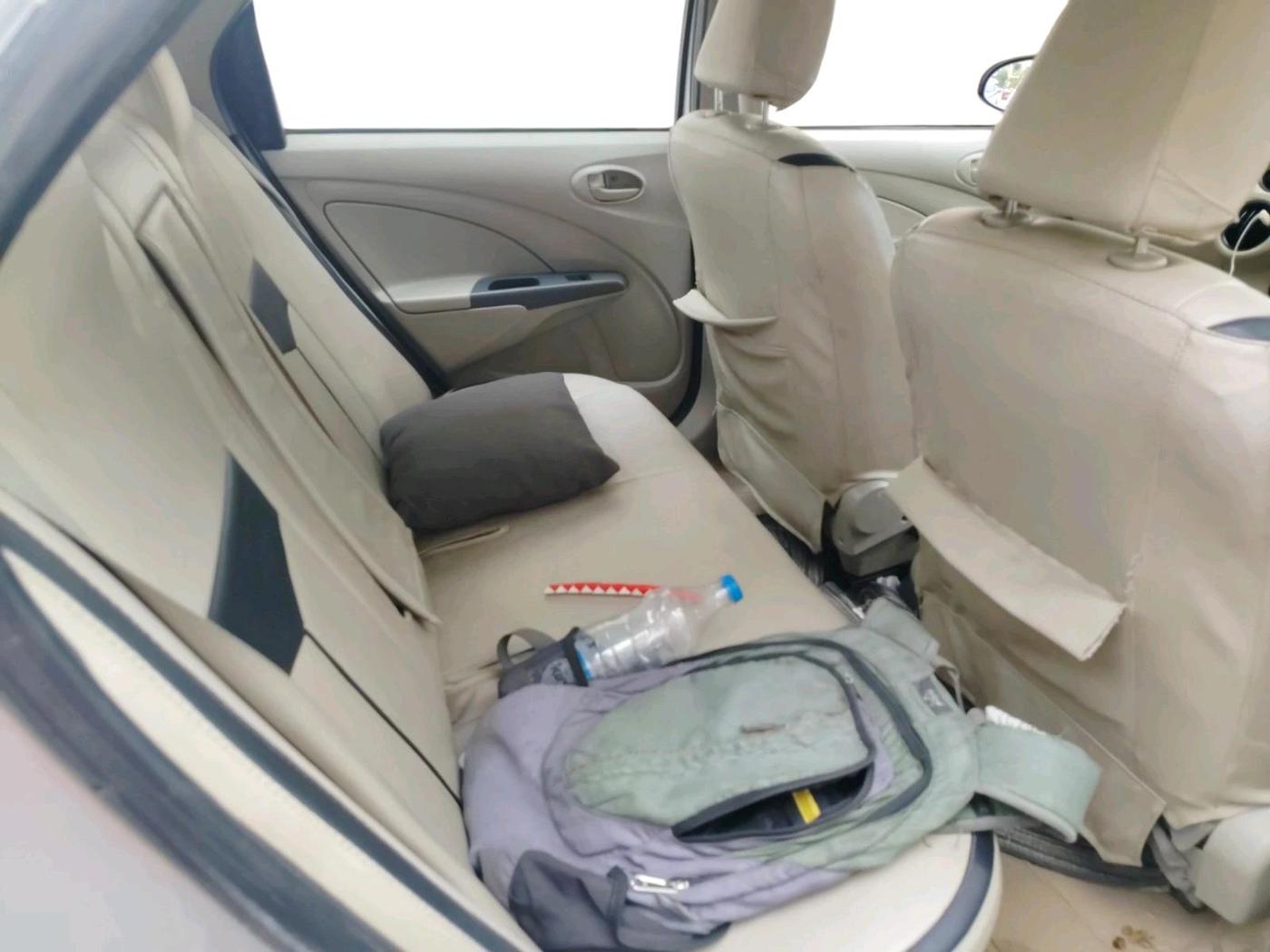 2014 Toyota Etios G, Petrol, Manual, 73,504 km, interior