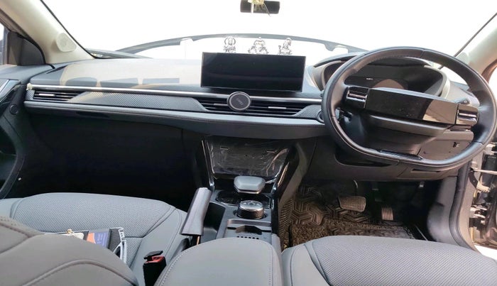 2025 Tata NEXON FEARLESS PLUS S 1.2 REVOTRON 7 DCA DT, Petrol, Automatic, 15,559 km, interior