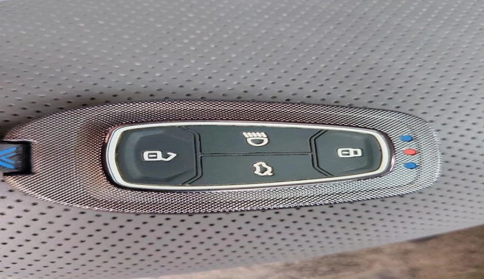 2025 Tata NEXON FEARLESS PLUS S 1.2 REVOTRON 7 DCA DT, Petrol, Automatic, 15,559 km, interior