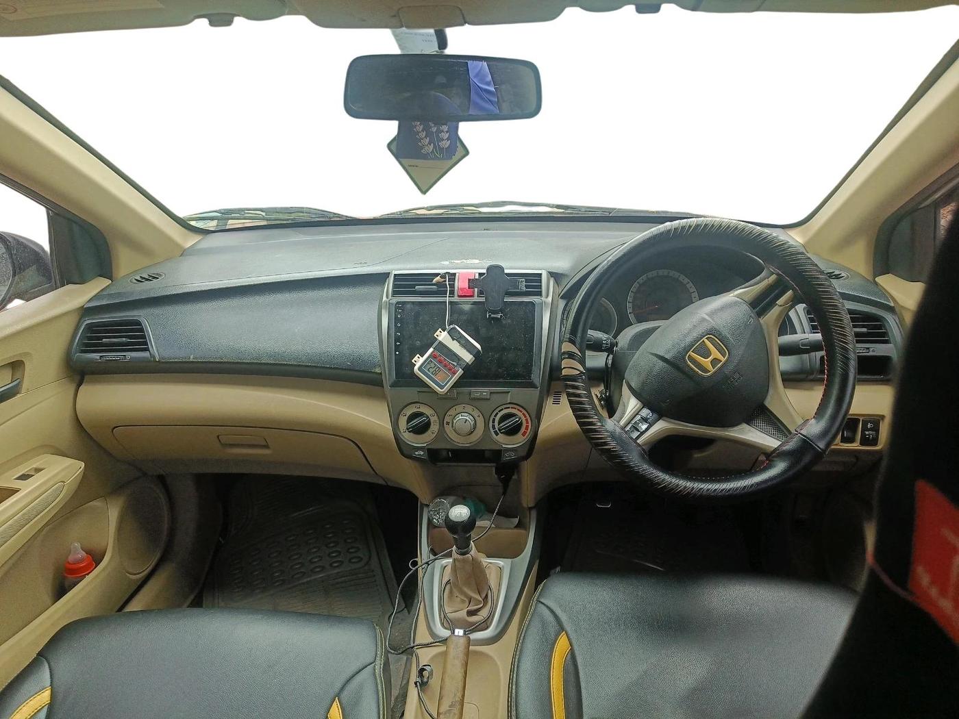 2008 Honda City 1.5L I-VTEC S MT, CNG, Manual, 2,30,359 km, interior