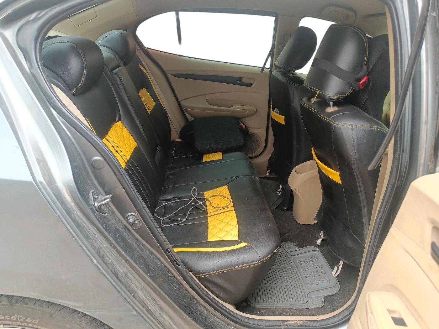 2008 Honda City 1.5L I-VTEC S MT, CNG, Manual, 2,30,359 km, interior