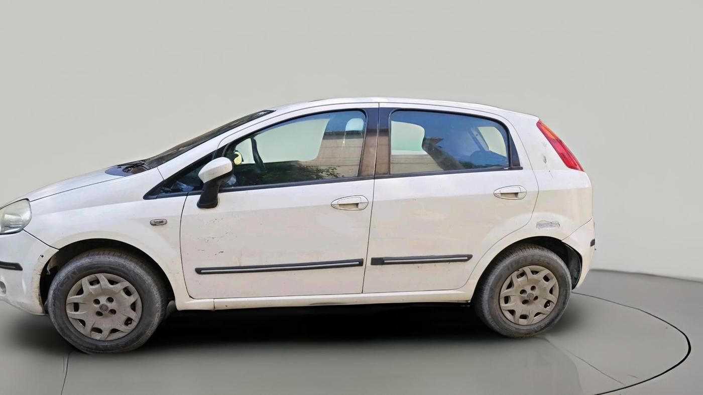 2011 Fiat Grand Punto EMOTION 1.3, Diesel, Manual, 1,25,000 km, exterior