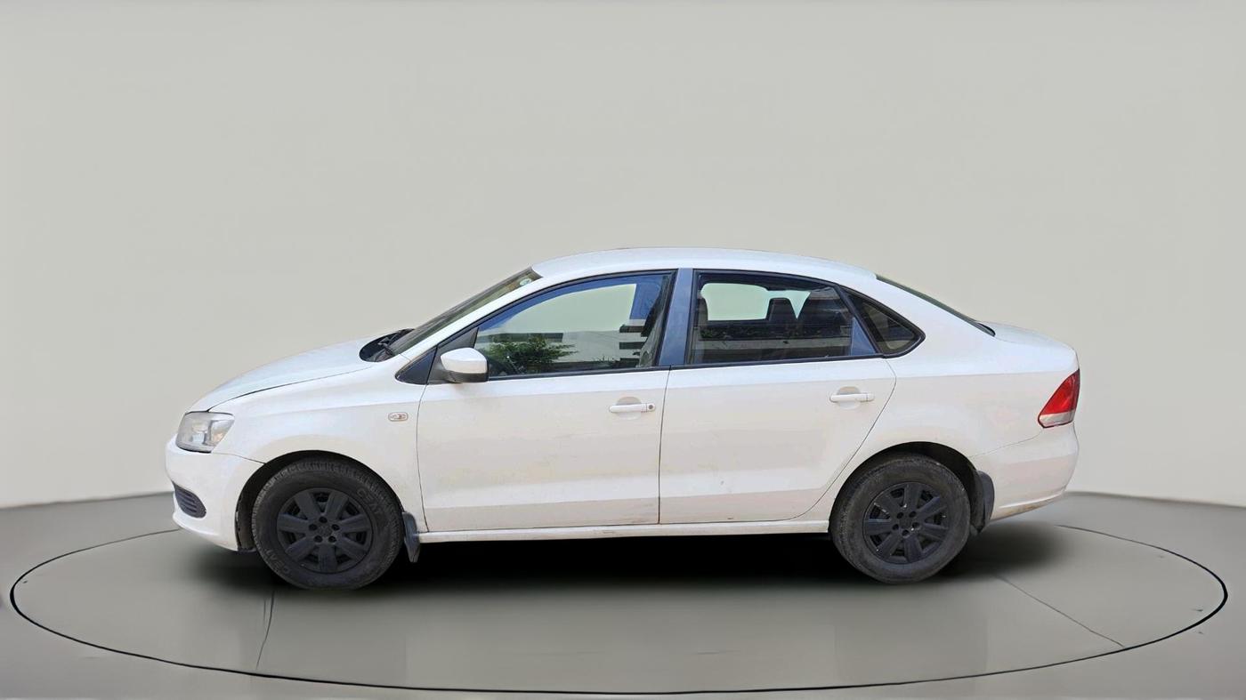 2011 Volkswagen Vento TRENDLINE DIESEL 1.6, Diesel, Manual, 73,669 km, exterior