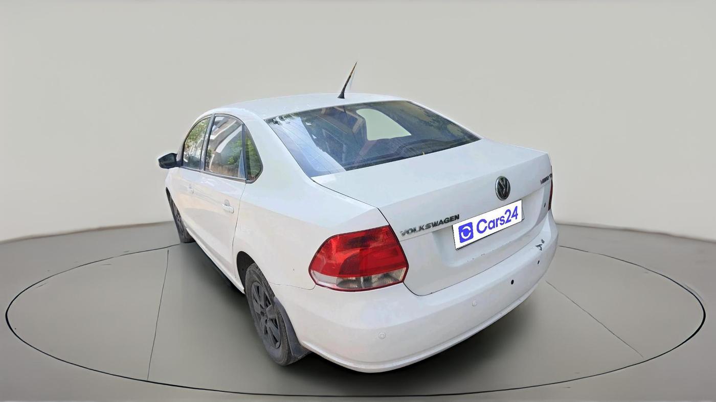 2011 Volkswagen Vento TRENDLINE DIESEL 1.6, Diesel, Manual, 73,669 km, exterior
