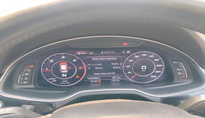 2019 Audi Q7 45 TDI QUATTRO PREMIUM PLUS, Diesel, Automatic, 1,43,566 km, interior