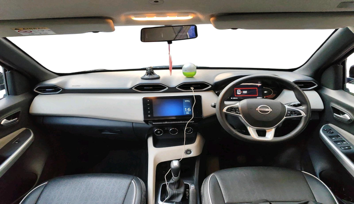 2022 Nissan MAGNITE XV AMT, Petrol, Automatic, 19,885 km, interior